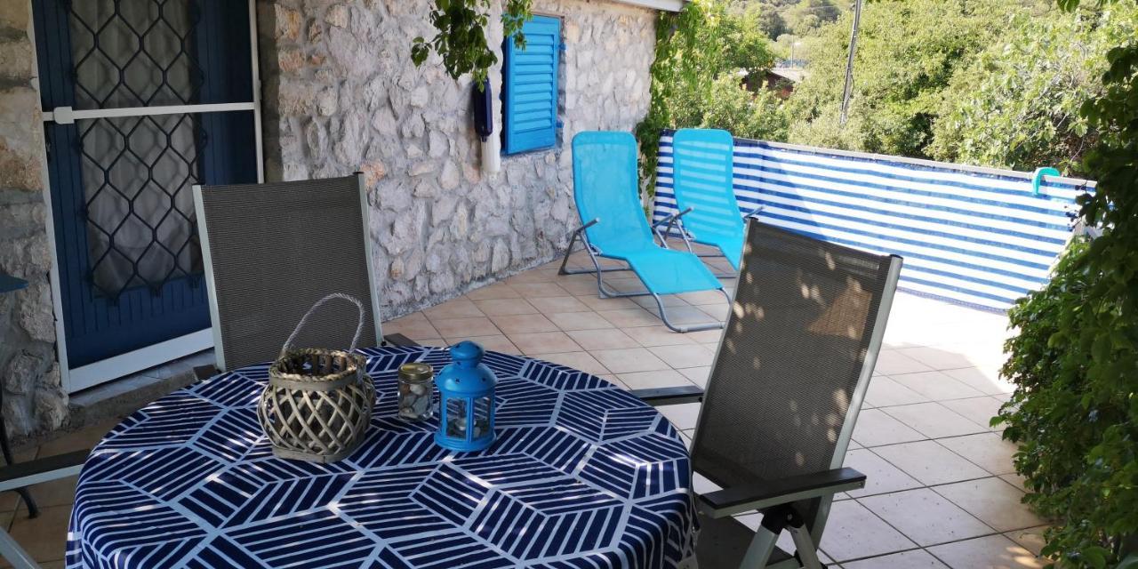 Charming Dalmatian Apartment With Panoramic View Tkon Exterior photo