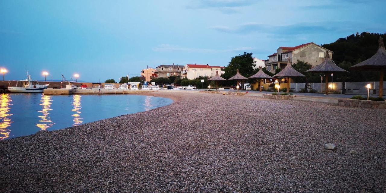 Charming Dalmatian Apartment With Panoramic View Tkon Exterior photo